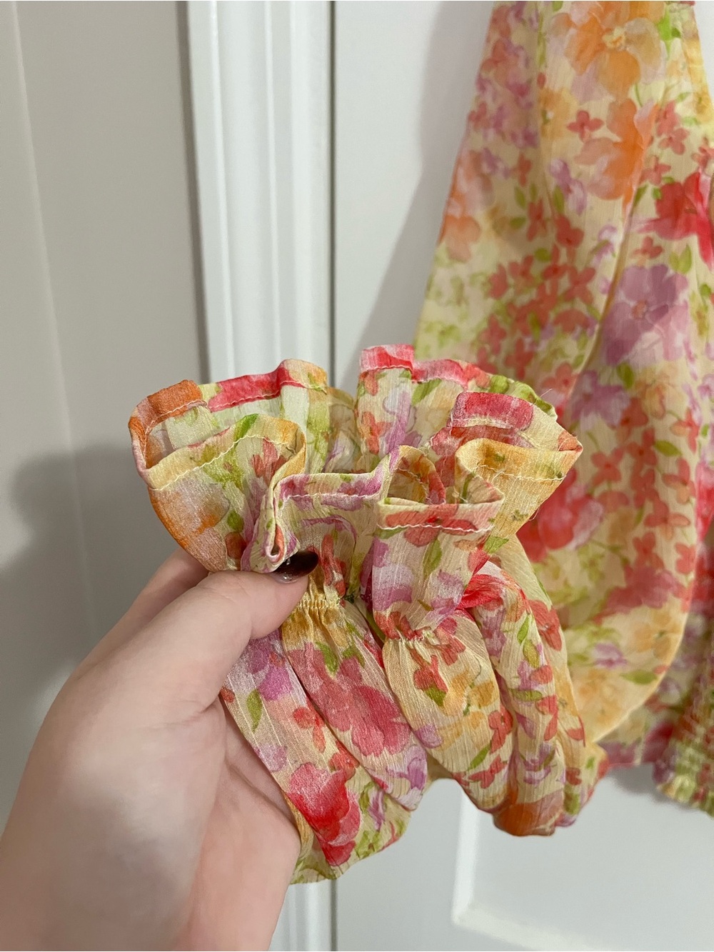 Astr Floral Ruched Puff Sleeve Blouse - Picture 3 of 5